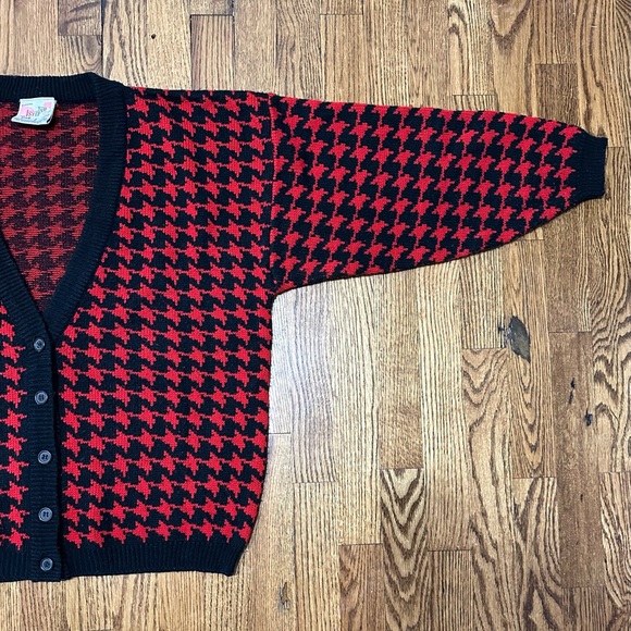 Vintage One Step Up Acrylic Button Up Red & Black Houndstooth Cardigan Sweater - Picture 4 of 4